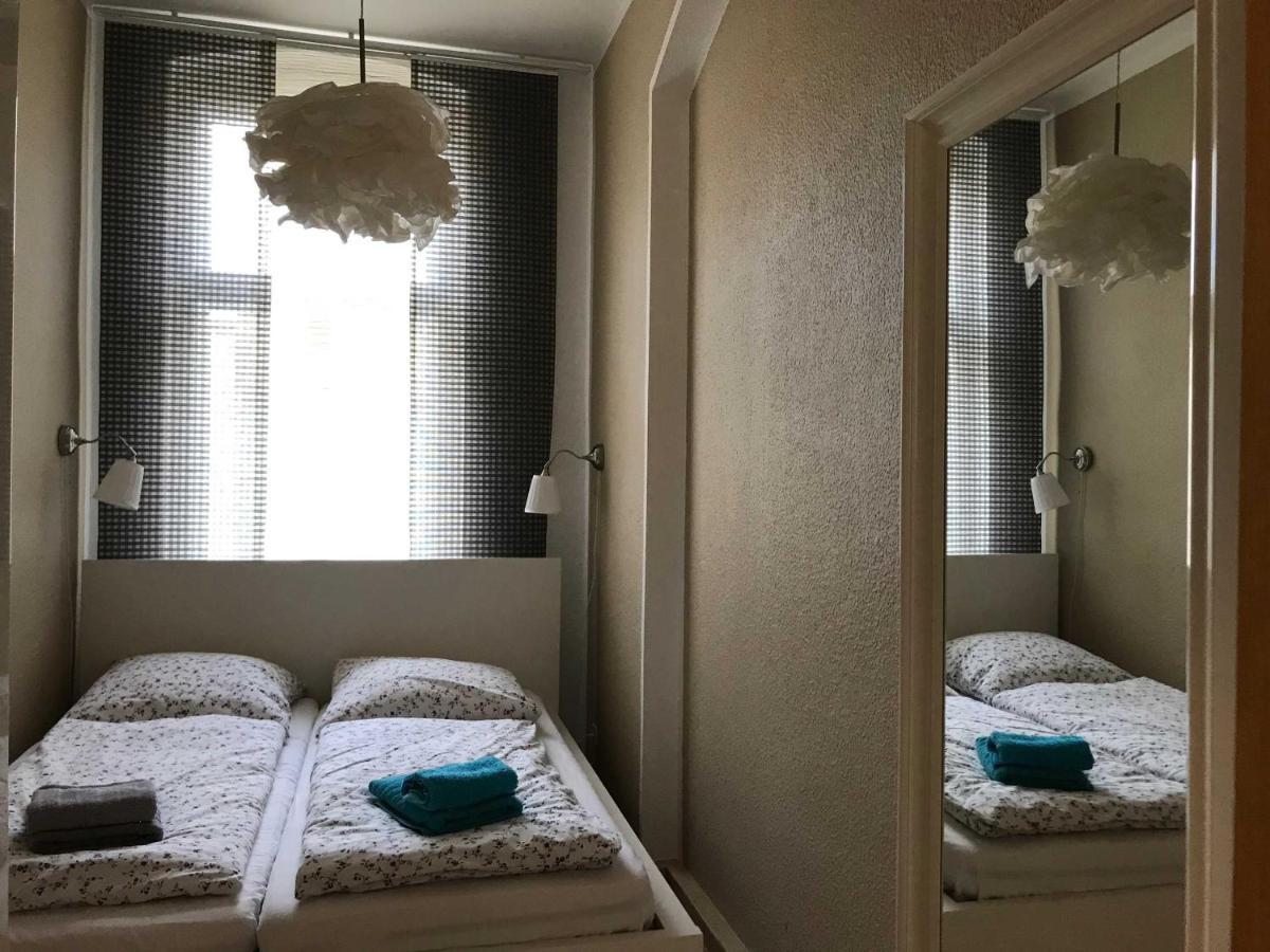 Eckloff Apartment *